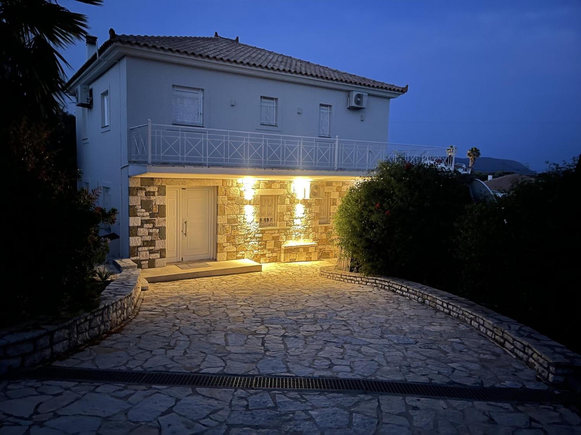 Luxurious Villa In Peloponnese With Swimming Pool Kamaria  Ngoại thất bức ảnh