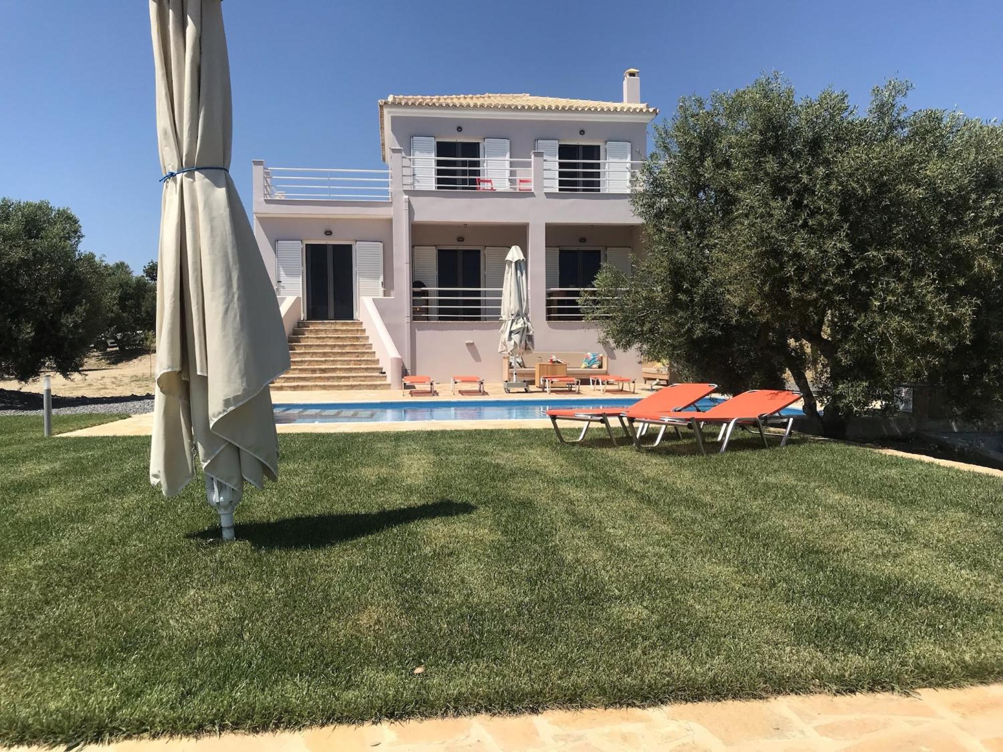 Luxurious Villa In Peloponnese With Swimming Pool Kamaria  Ngoại thất bức ảnh