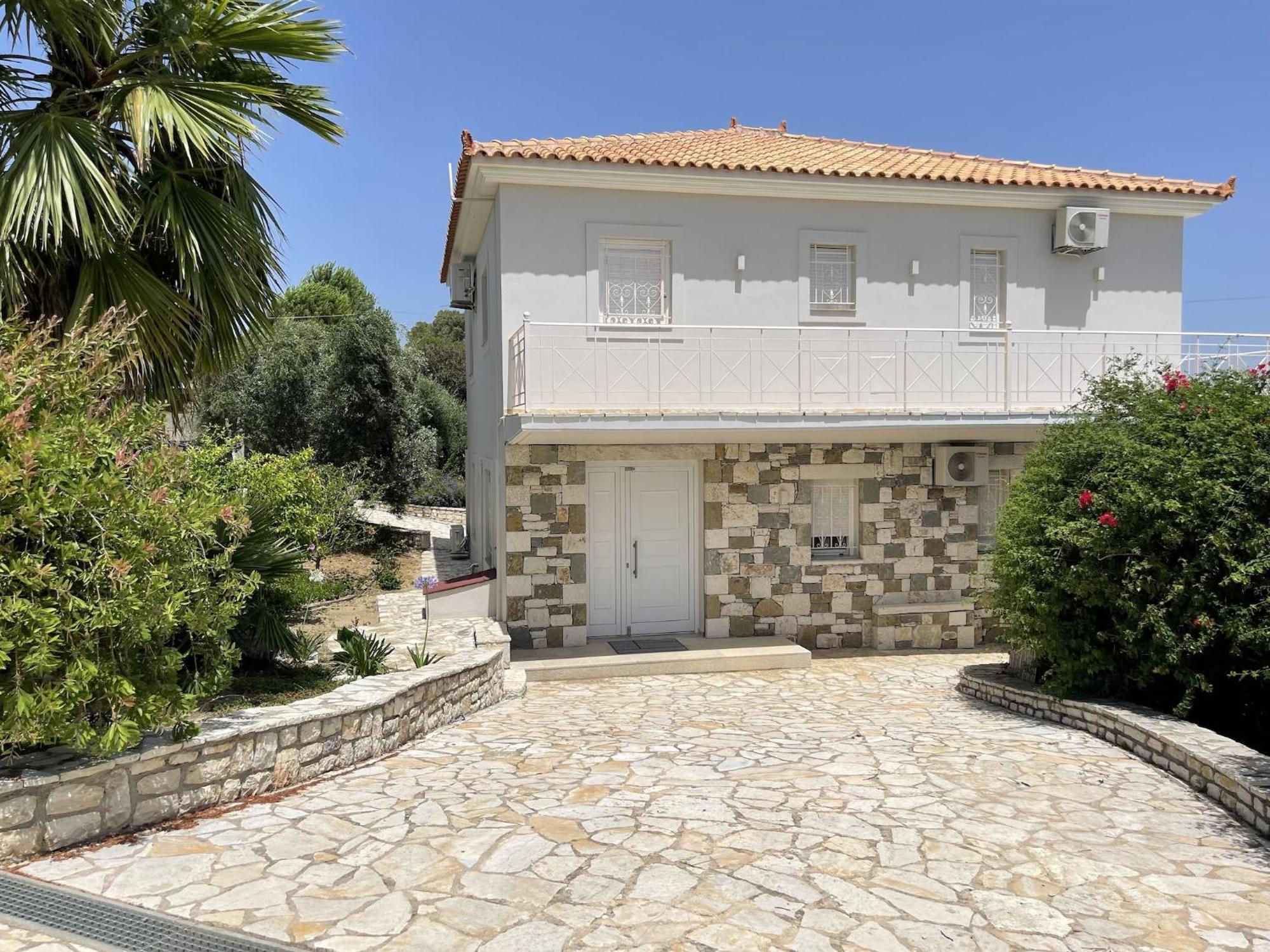 Luxurious Villa In Peloponnese With Swimming Pool Kamaria  Ngoại thất bức ảnh