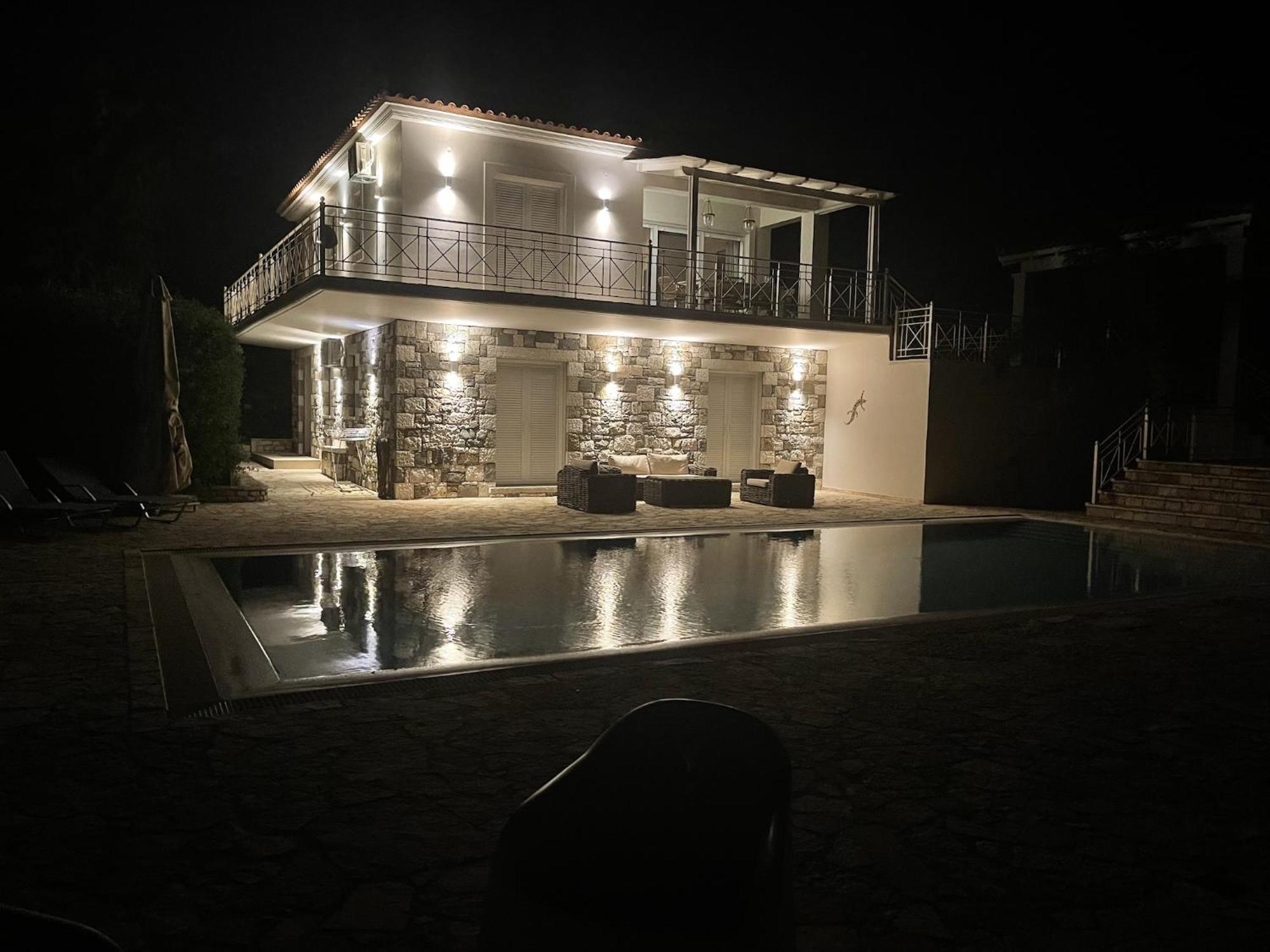 Luxurious Villa In Peloponnese With Swimming Pool Kamaria  Ngoại thất bức ảnh
